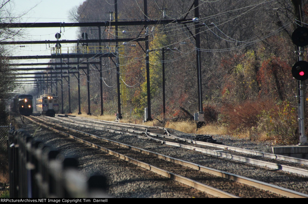 CSX 89 on M404 & EB SEPTA